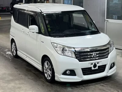 Mitsubishi DELICA D2