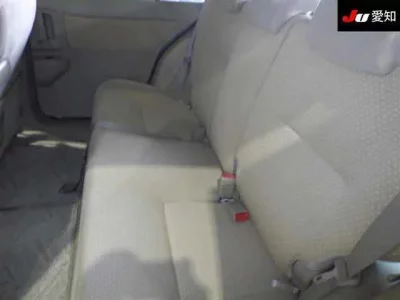 Toyota RAUM