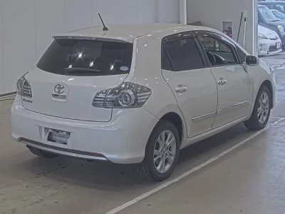 Toyota BLADE