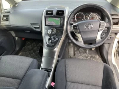 Toyota BLADE