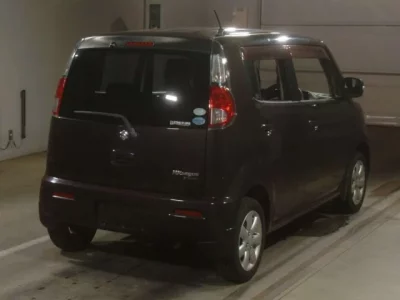 Suzuki MRWAGON