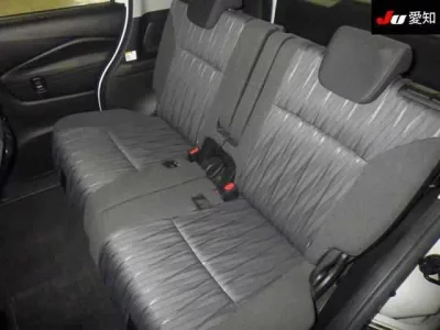 Mitsubishi DELICA D2