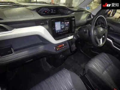 Mitsubishi DELICA D2