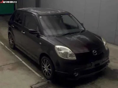 Mazda VERISA