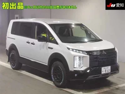 Mitsubishi DELICA D5
