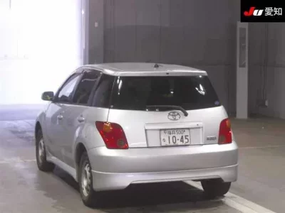 Toyota IST