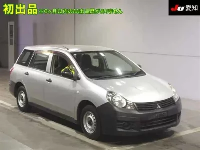 Mitsubishi LANCER VAN