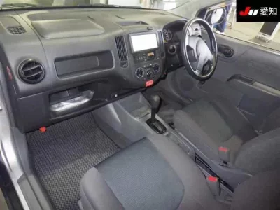 Mitsubishi LANCER VAN