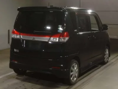 Mitsubishi DELICA D2
