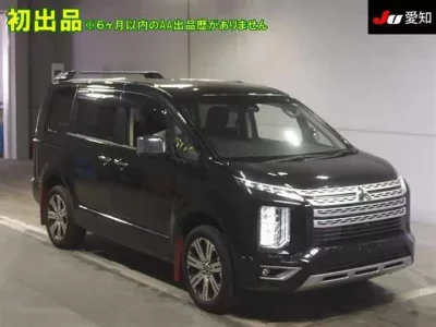Mitsubishi DELICA D5