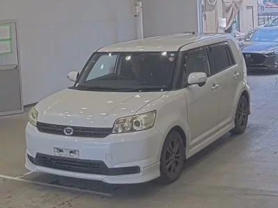 Toyota COROLLA RUMION