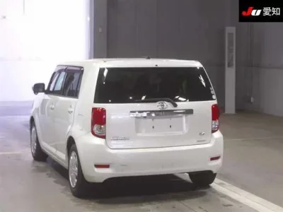 Toyota COROLLA RUMION