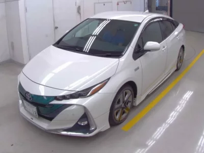 Toyota PRIUS PHV