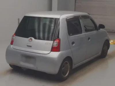Daihatsu Esse