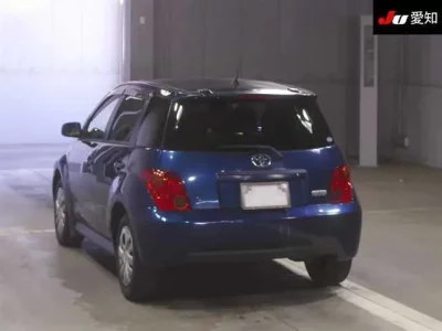 Toyota IST