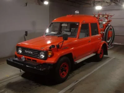 Toyota LAND CRUISER