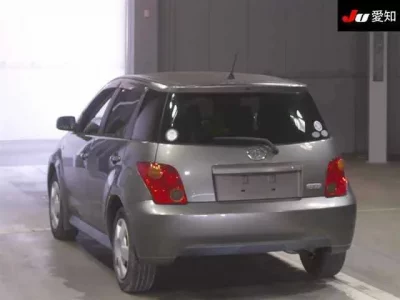Toyota IST