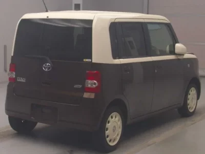 Toyota PIXIS SPACE