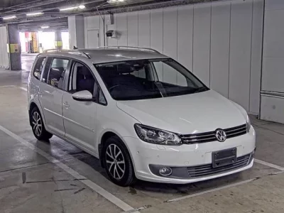 Volkswagen GOLF TOURAN