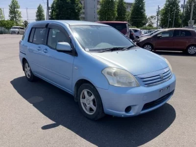 Toyota RAUM