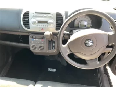 Suzuki MRWAGON
