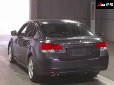 Subaru LEGACY B4