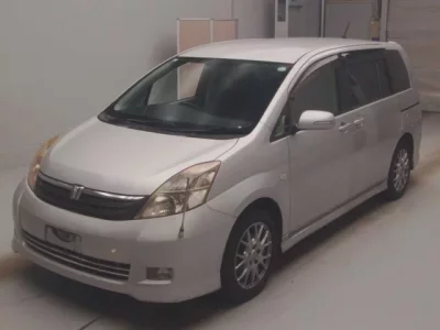 Toyota ISIS