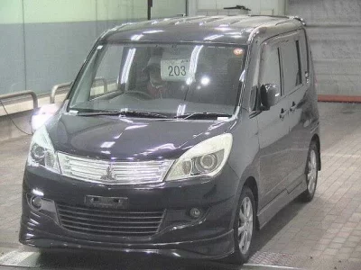 Mitsubishi DELICA D2