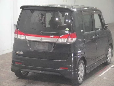 Mitsubishi DELICA D2