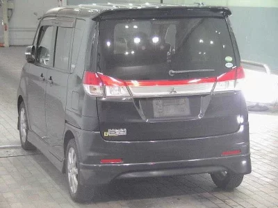 Mitsubishi DELICA D2