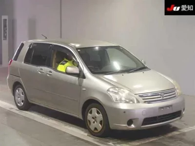Toyota RAUM