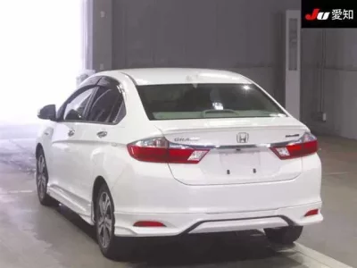Honda GRACE