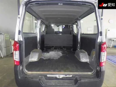 Nissan CARAVAN VAN