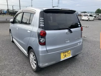 Daihatsu MIRA