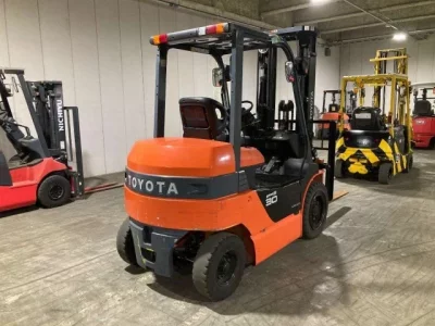 Toyota FORKLIFT