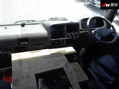 Mitsubishi FUSO FIGHTER