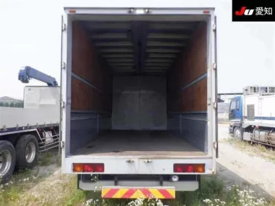 Hino TRUCK