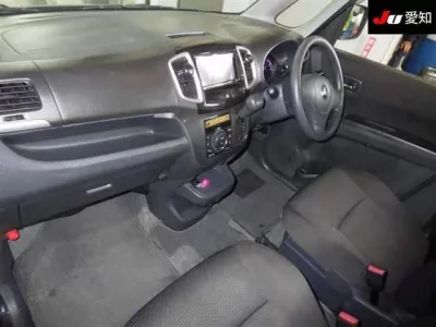 Mitsubishi DELICA D2