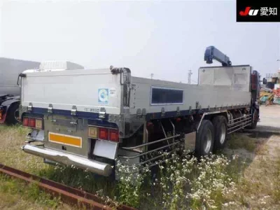 Hino TRUCK