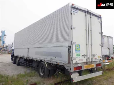 Hino TRUCK