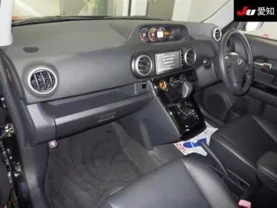 Toyota COROLLA RUMION