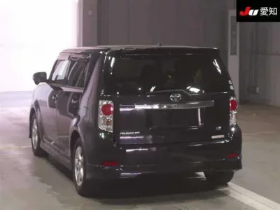 Toyota COROLLA RUMION