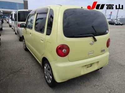 Daihatsu MOVE LATTE