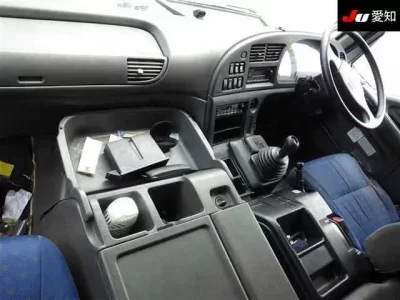 Isuzu TRUCK