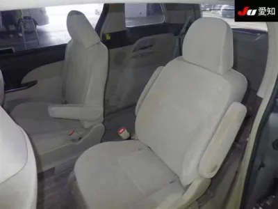 Toyota ESTIMA HYBRID