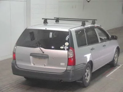 Mitsubishi LANCER VAN