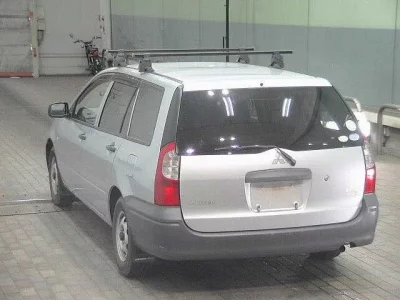 Mitsubishi LANCER VAN