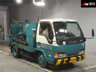 Isuzu ELF