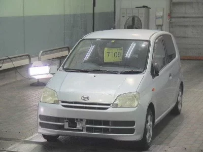 Daihatsu MIRA
