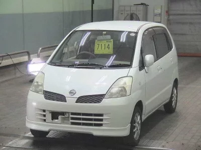 Nissan MOCO